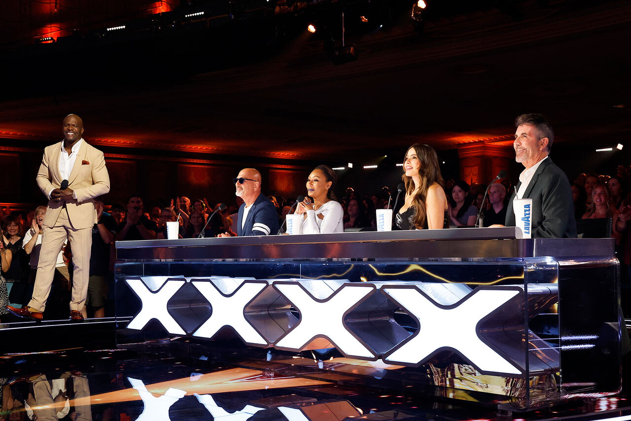 Simon Cowell Slams Golden Buzzer for Soccer Fan on ‘AGT’ Quarters — With a World Cup Twist